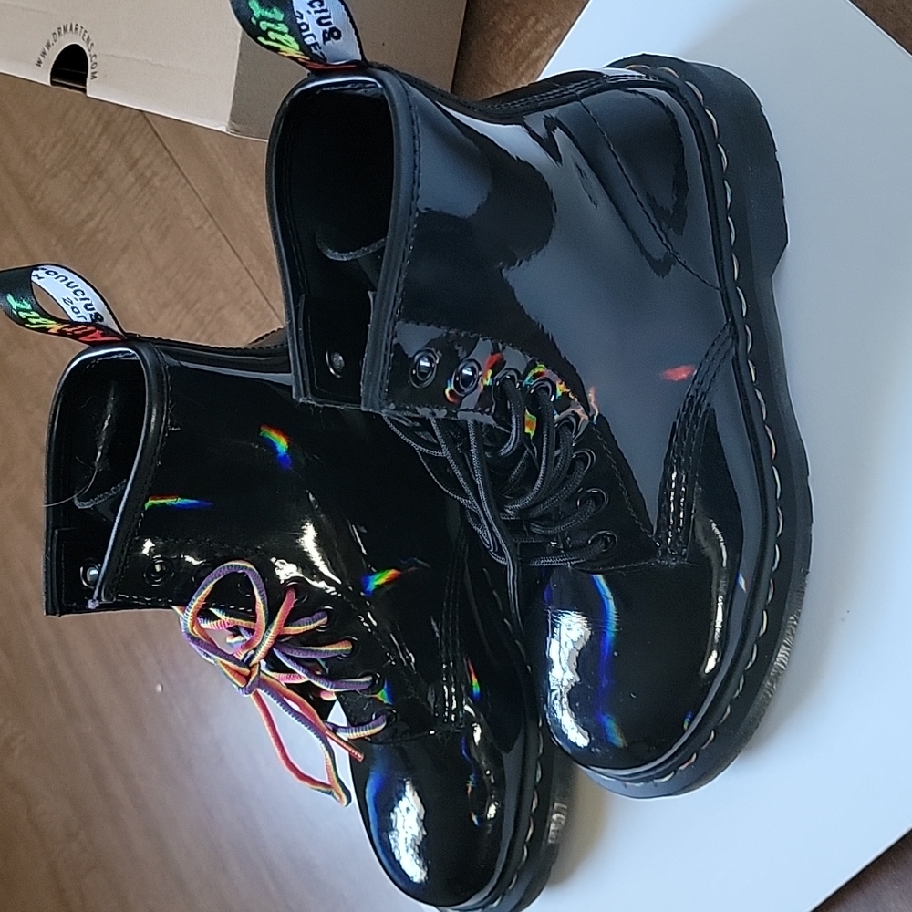 Dr Martens 7